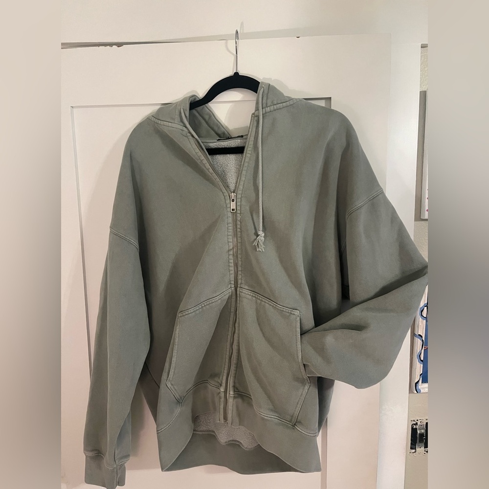 Brandy Melville zip up hoodie